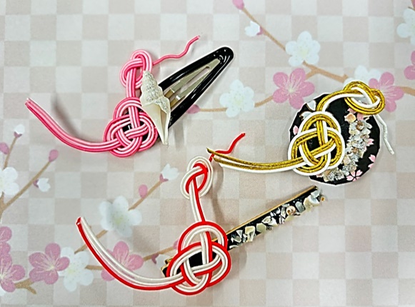 親子で作る！ニョロっと水引アクセサリー