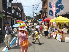なりひら風の市